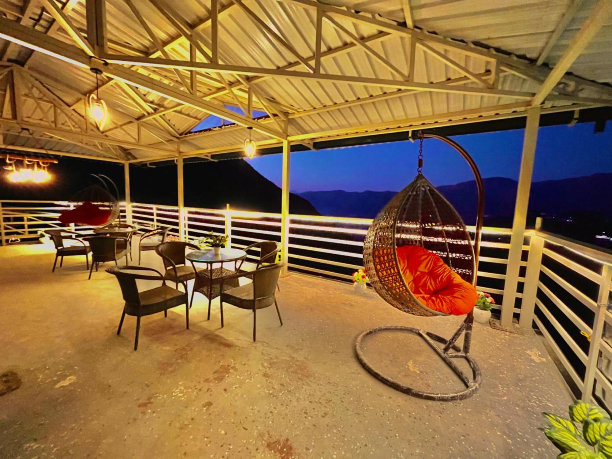 Sitara Hotel & Resort In The Lap Of Nature, Массури Экстерьер фото