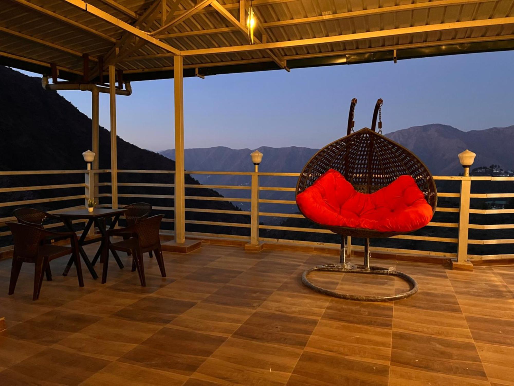 Sitara Hotel & Resort In The Lap Of Nature, Массури Экстерьер фото