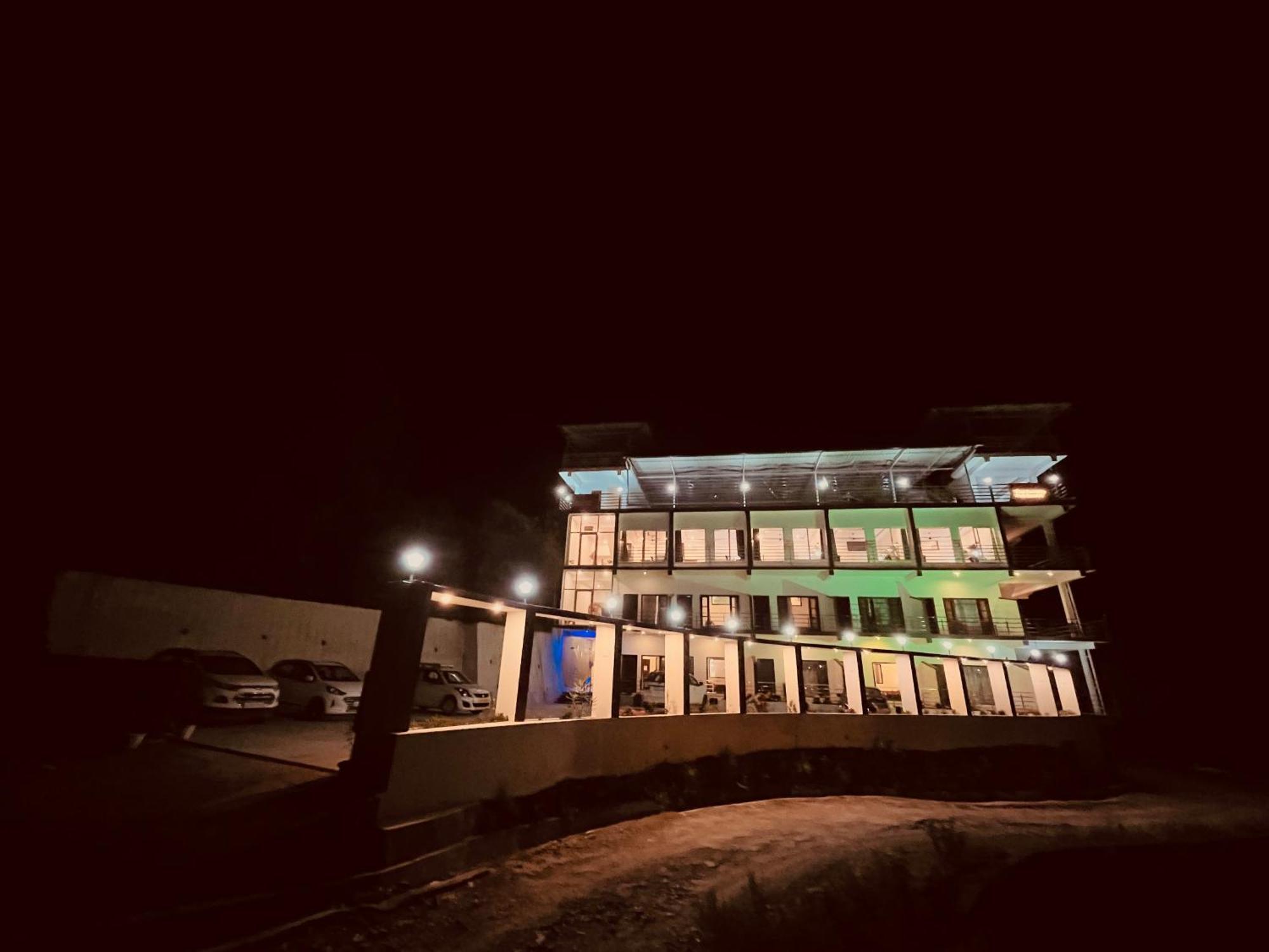 Sitara Hotel & Resort In The Lap Of Nature, Массури Экстерьер фото
